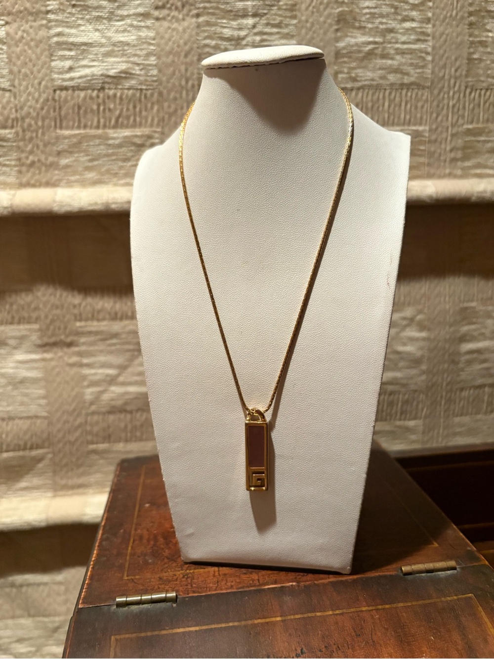 Givenchy Gold-Tone Rectangular Pendant Necklace with Brown Inlay - Picture 4 of 12